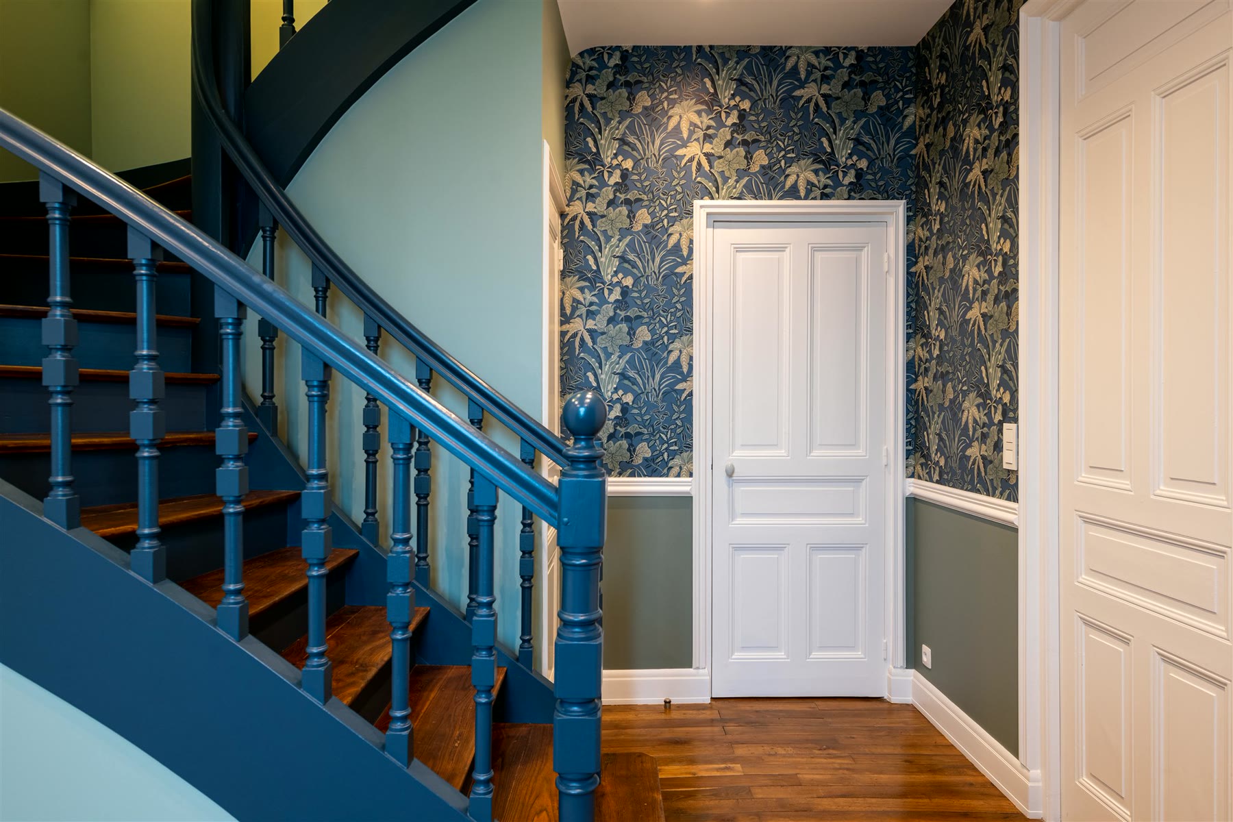 Cage d’escalier — décoration intérieure à Vannes